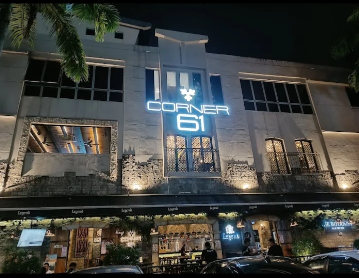 Corner 61 Bistro photo 1
