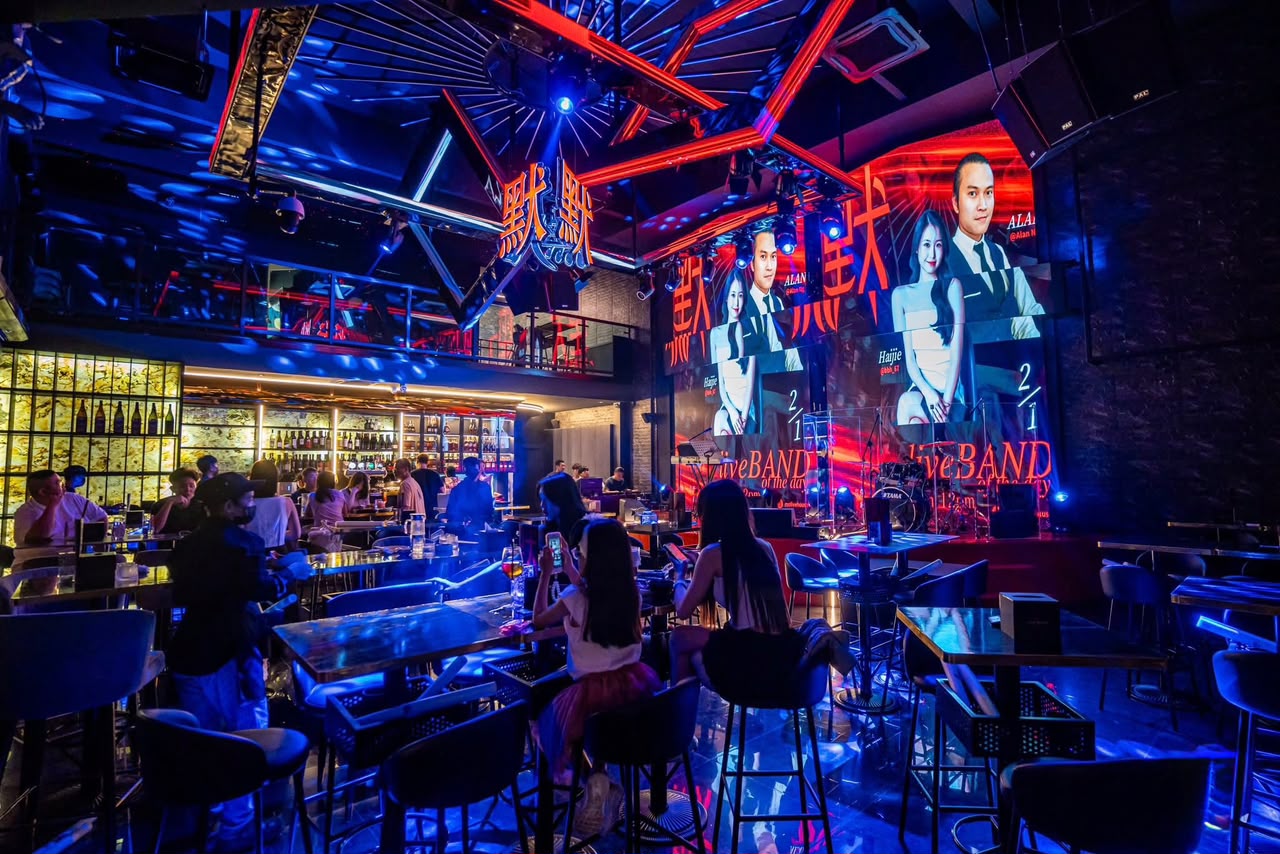 默 Mo Live House @ Eco Palladium photo 4